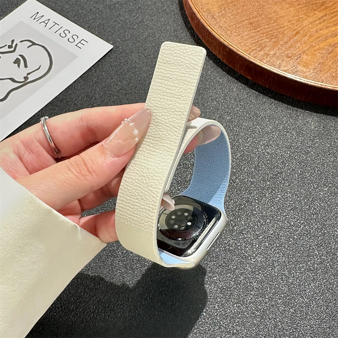 Leather Watch band for Apple Watch band 44mm 49mm 45mm 42mm 40mm 46mm 38mm 41mm band Apple Watch Series 10 Ultra 9 8 7 6 5 4 3 SE