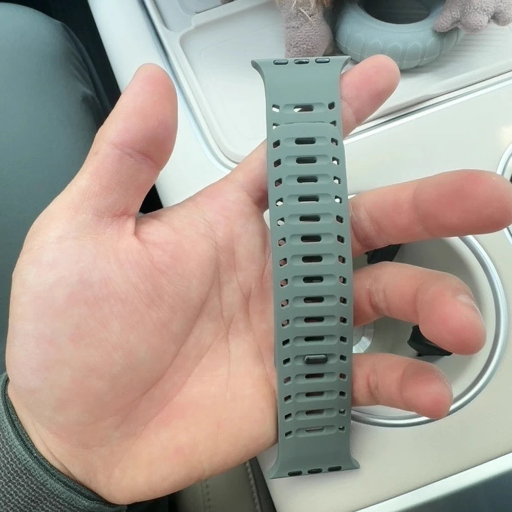 Magnetic Silicone band for Apple Watch Ultra 3 2 1 49mm Series 11 10 46mm Sport watch band Apple Watch 9 8 7 6 5 SE 3 45mm 44mm Band