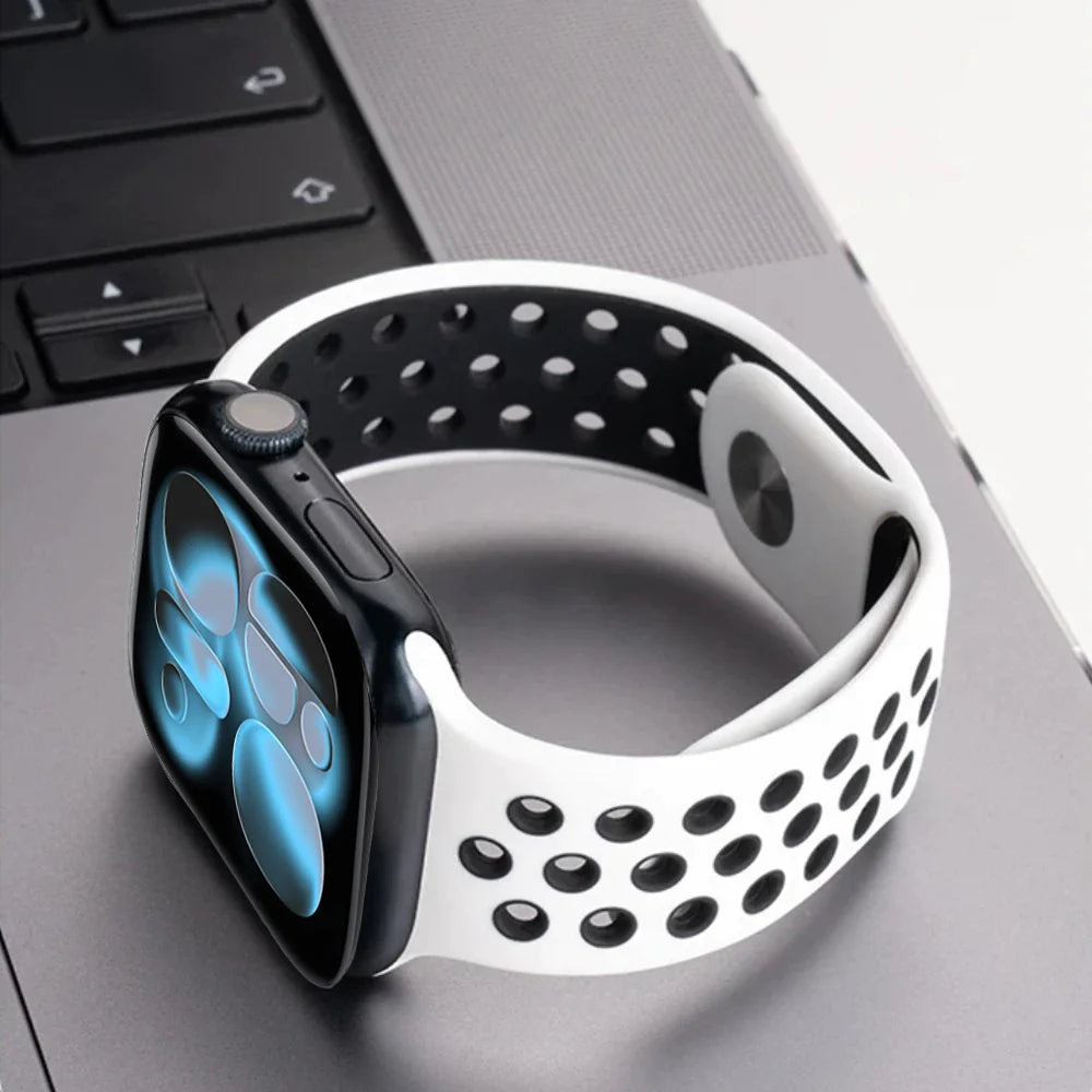 Official band For Apple Watch band Ultra 2 40mm 44mm 46mm 49mm 41mm 42mm 45mm Silicone band correa Apple Watch 11 10 9 8 7 6 SE3 band