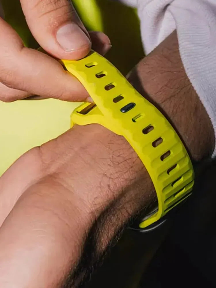 Silicone sport band for Apple Watch 49mm 45mm 44mm 46mm 42mm 40mm 41mm Correa band Apple Watch Series 9 8 7 6 5 SE Ultra 3 2 1