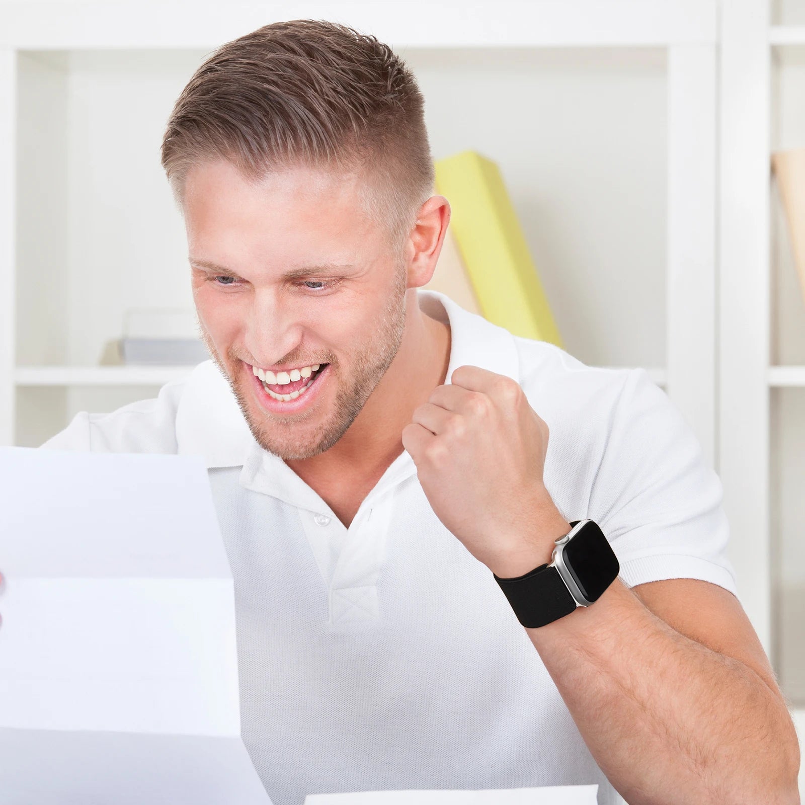 Scrunchie band for Apple Watch band 44mm 40mm 38mm 42mm Elastic Nylon SmartWatch band For Apple Watch 7 6 5 4 3 2 1 SE Watchband