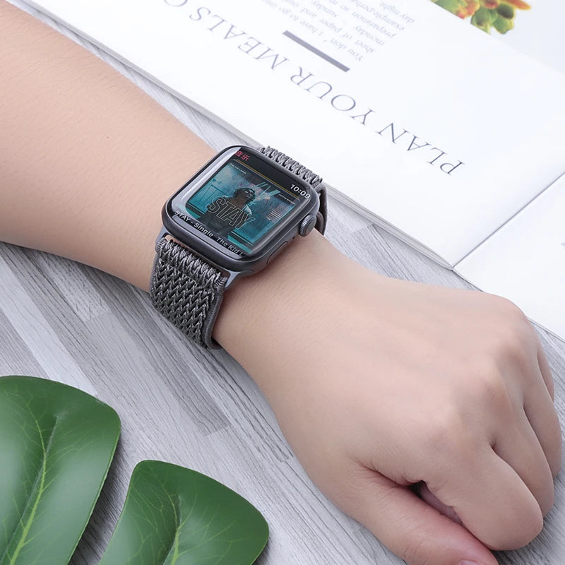 Nylon band for Apple Watch band 44mm 45mm 41mm 40mm 38mm 42mm 46mm Elastic band Apple Watch Series 11 10 8 7 9 6 5 SE Ultra 2 3 49mm