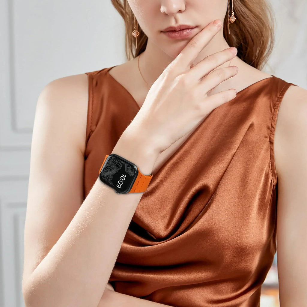 Magnetic Silicone band for Apple Watch band Ultra 3 49mm 44mm 40mm 42mm 46mm 45mm band For Apple Watch Series11 10 9 8 7 6 SE 5 4 38mm