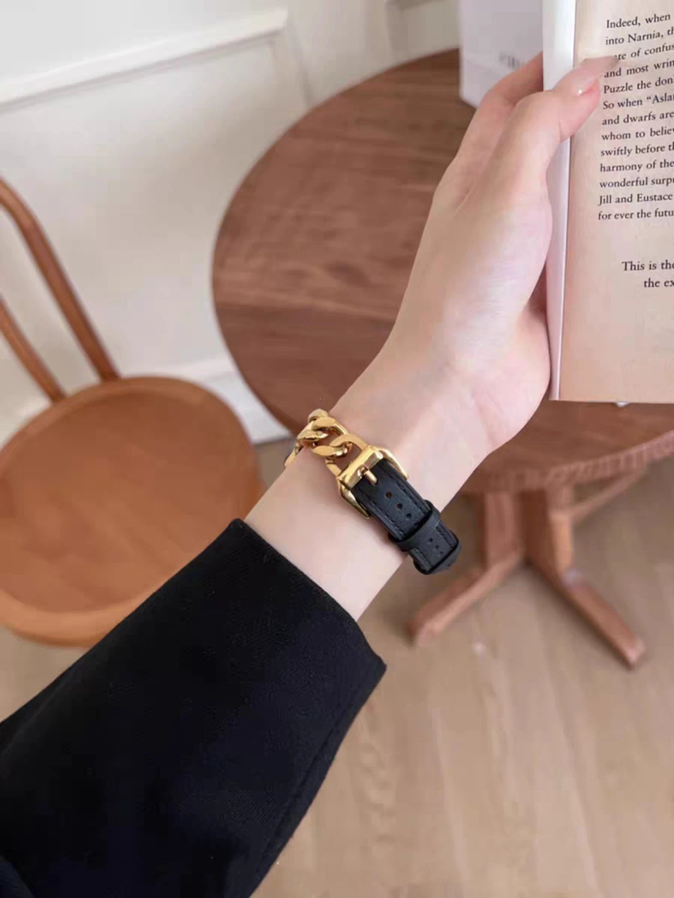 Metal link Elegant Slim Leather loop for Apple Watch band For Women Correa Thin for Apple Watch band