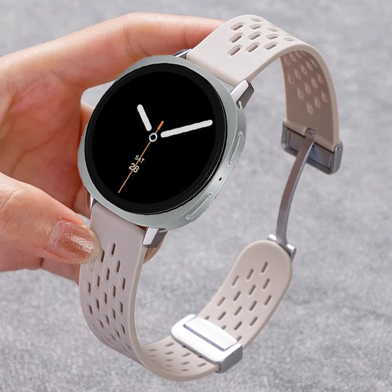 Silicone Strap for Samsung Galaxy Watch 8 40mm 44mm 8 Classic 46mm Magnetic Buckle Band Breathable Watchband No Gaps Bracelet