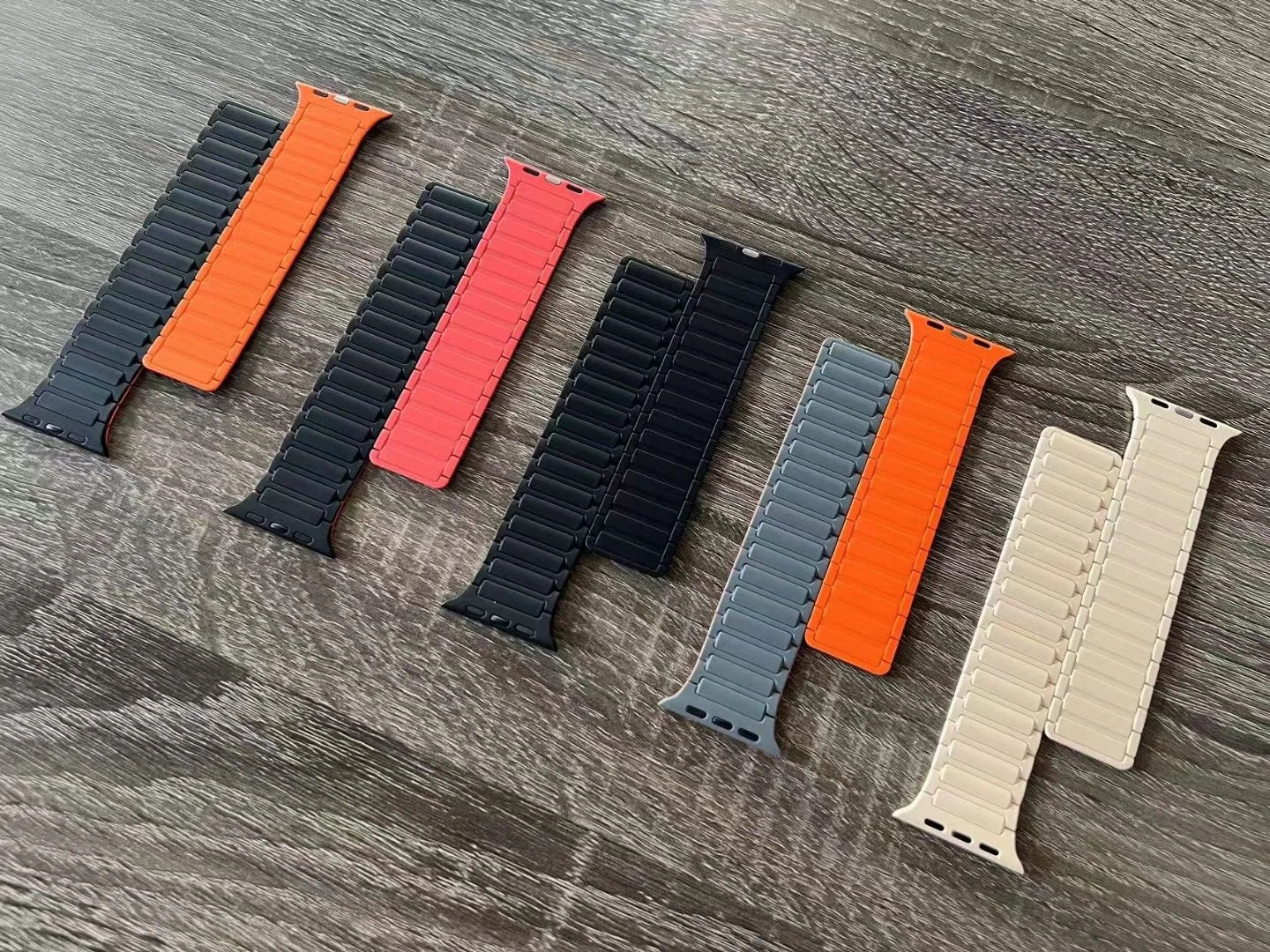 Magnetic Loop band for Apple Watch band 46mm 44mm 40mm 45mm 41mm 42mm Silicone band Apple Watch Series 11 10 9 8 7 6 SE Ultra 3