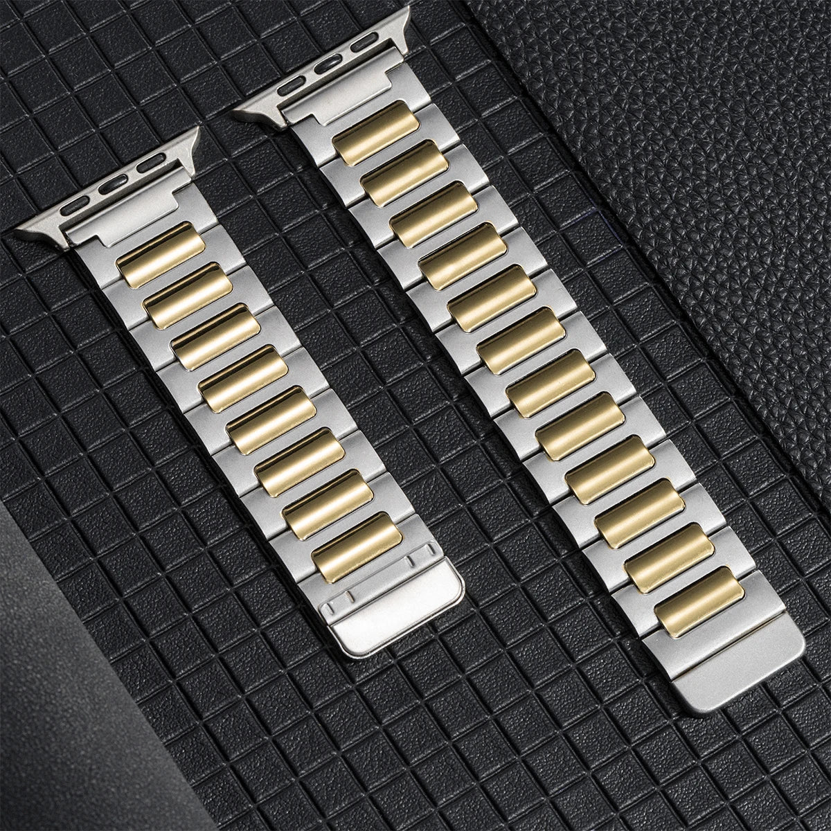 Magnetic Stainless Steel band for Apple Watch band 46mm 45mm 44mm 49mm metal belt band for Apple Watch 10 9 8 7 6 3 5 SE Ultra 2