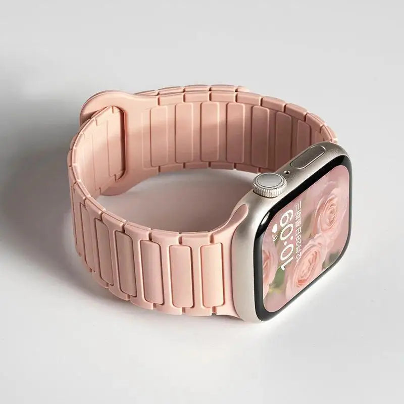 Silicone band Magnetic band for Apple Watch 46mm 42mm 49mm 45mm 41mm 44mm 40mm for Apple Watch Ultra 3 Series 11 10 9 8 7 6 SE 3 5 4