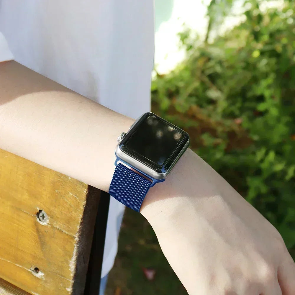 Milanese Loop for Apple Watch band 10 46mm 45mm 44mm 40mm 41mm 42mm 38mm 44mm band Ultra 2 49mm Apple Watch Series 9 8 7 6 SE 5 4 3