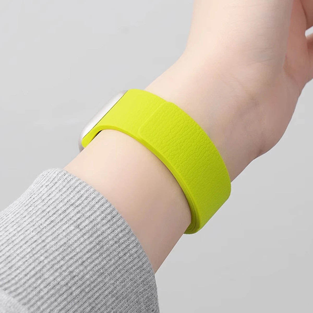 18mm 20mm 22mm Silicone Magnetic Loop Strap For Samsung Galaxy Watch 7/6/5/4 Active 2 Amazfit Bracelet HUAWEI Watch GT 2e 3 Band