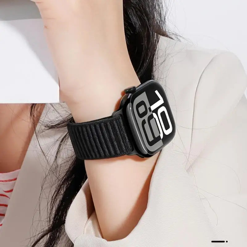 Nylon band for Apple Watch band Ultra 49mm sport band for Apple Watch Series 11 10 9 8 SE 3 46mm 42mm 45mm 41mm 44mm 40mm 38mm