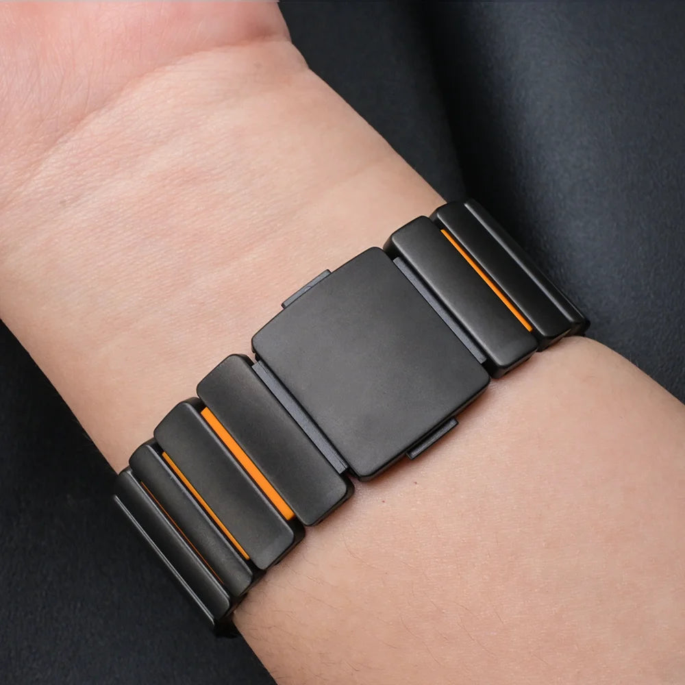 Titanium Fluoroelastomer Rubber band for Apple Watch Ultra 3 2 49mm Series 11 10 46mm band for Apple Watch 9 8 7 6 5 SE 3 44mm 45mm