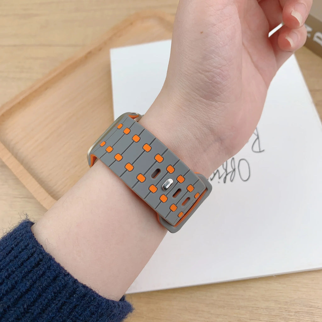 Silicone band For Apple Watch band 45mm 41mm 44mm 49mm 40mm 38mm 42mm 46mm band correa Apple Watch Series 10 9 8 7 6 5 3 SE Ultra