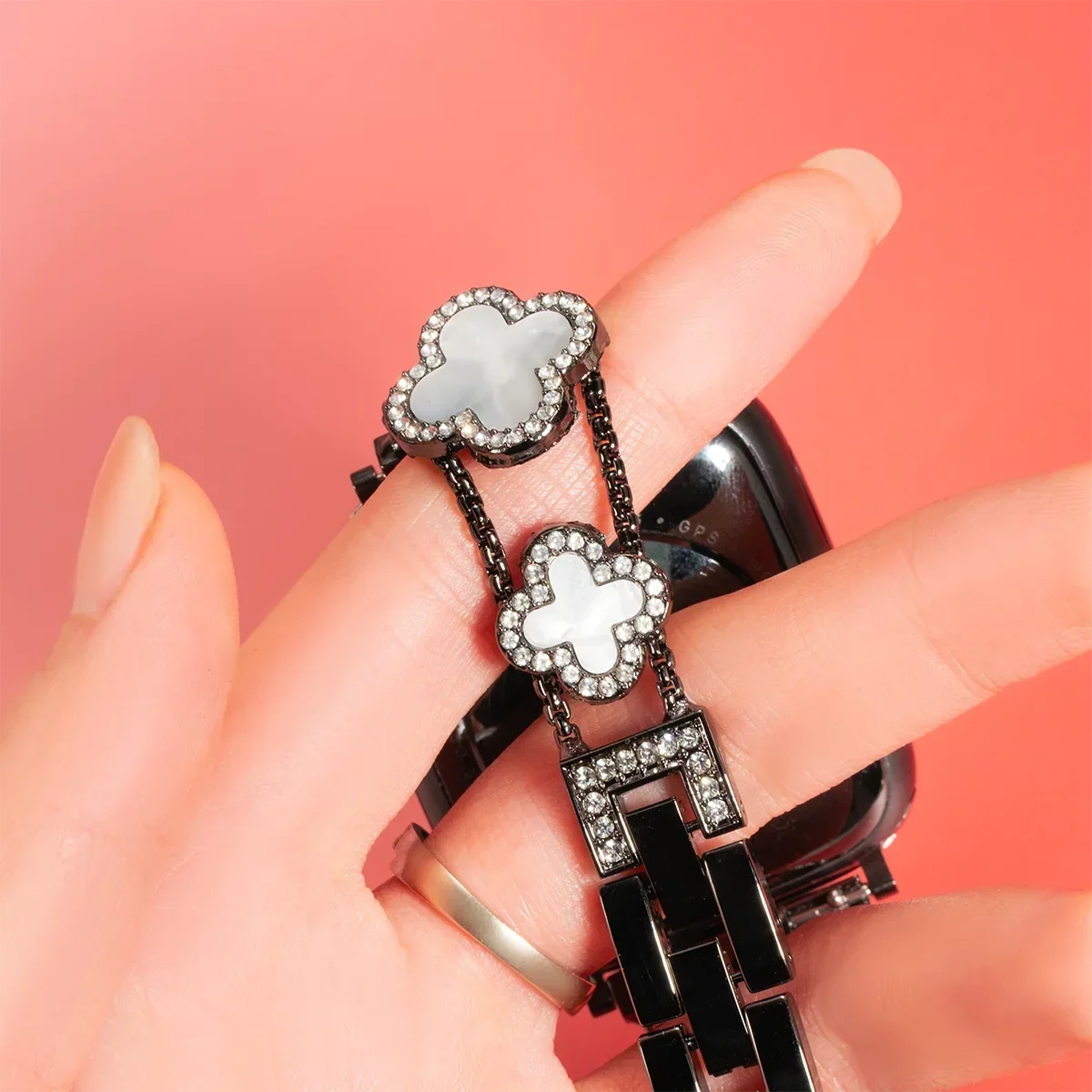 Diamond Four leaf Clover metal band for Apple Watch Ultra 2 49mm 46mm 44mm 42mm 41mm 40mm 38mm band for Apple Watch Series 10 9 8 7 SE 6 ban