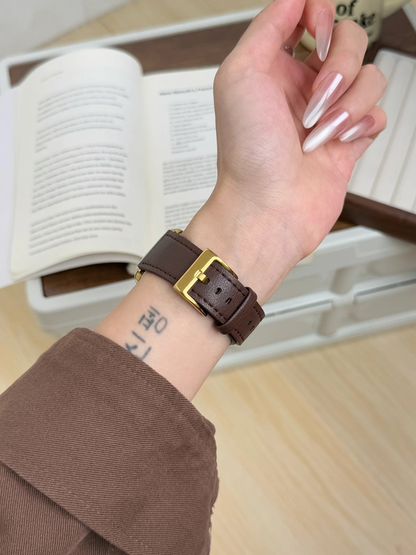 Leather loop Correa For Apple Watch band Series Ultra 11 10 9 8 7 6 5 4 3 2 1 SE 38mm 40mm 41mm 42mm 44mm 45mm 46mm 49mm band