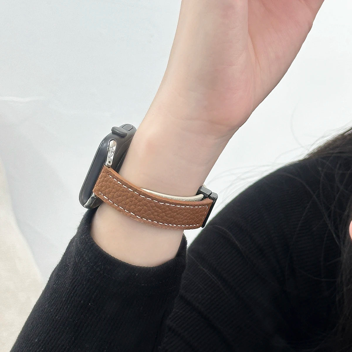 Folding Slim Leather Magnetic watch band For Apple Watch 10 11 42mm 46mm SE 44mm 40mm 9 8 7 41mm 45mm band 6 5 4 band For Apple Watch