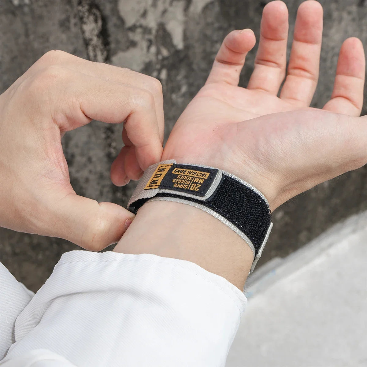 Sport Nylon band for Apple Watch band 45mm 44mm 40mm 41mm 42mm 46mm 49mm Nylon band Apple Watch Series 10 9 8 7 SE Ultra Correa