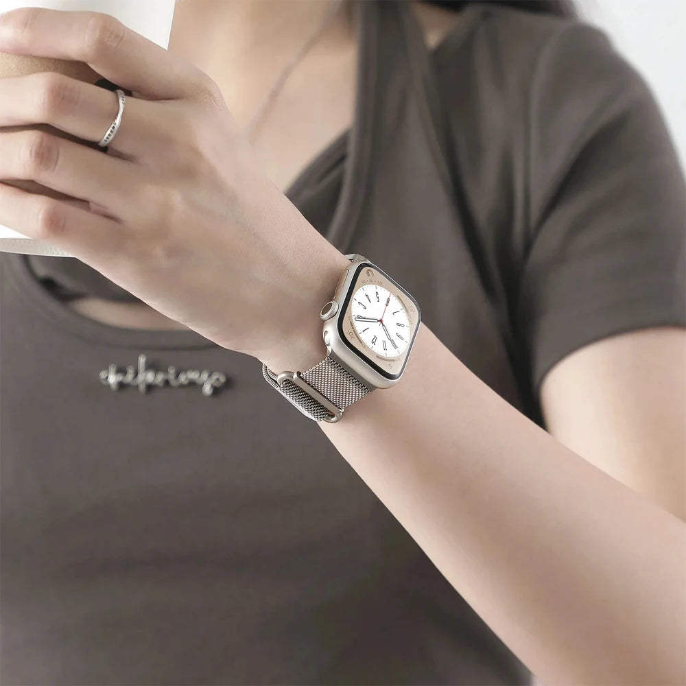 Magnetic band for Apple Watch band Series 9 8 7 6 5 4 3 SE Ultra 45mm 44mm 49mm 38mm 42mm 41mm 40mm correa band Apple Watch bands