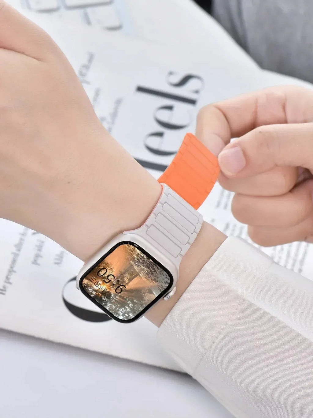 Magnetic Silicone band for Apple Watch Ultra 3 band 49mm 46mm 42mm 45mm 44mm 40mm band correa Apple Watch Series 11 10 9 8 7 SE