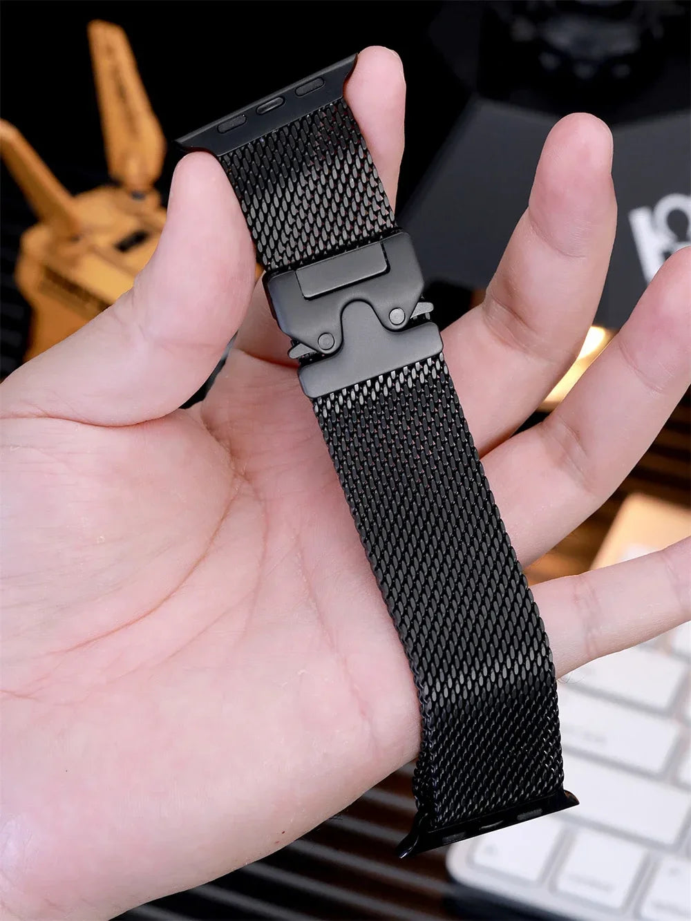 Titanium Milanese Loop For Apple Watch Ultra 2 49mm 46mm 42mm 41mm 45mm 44mm 38mm 40mm Series 10 9 8 7 6 5 4 SE band Accessories