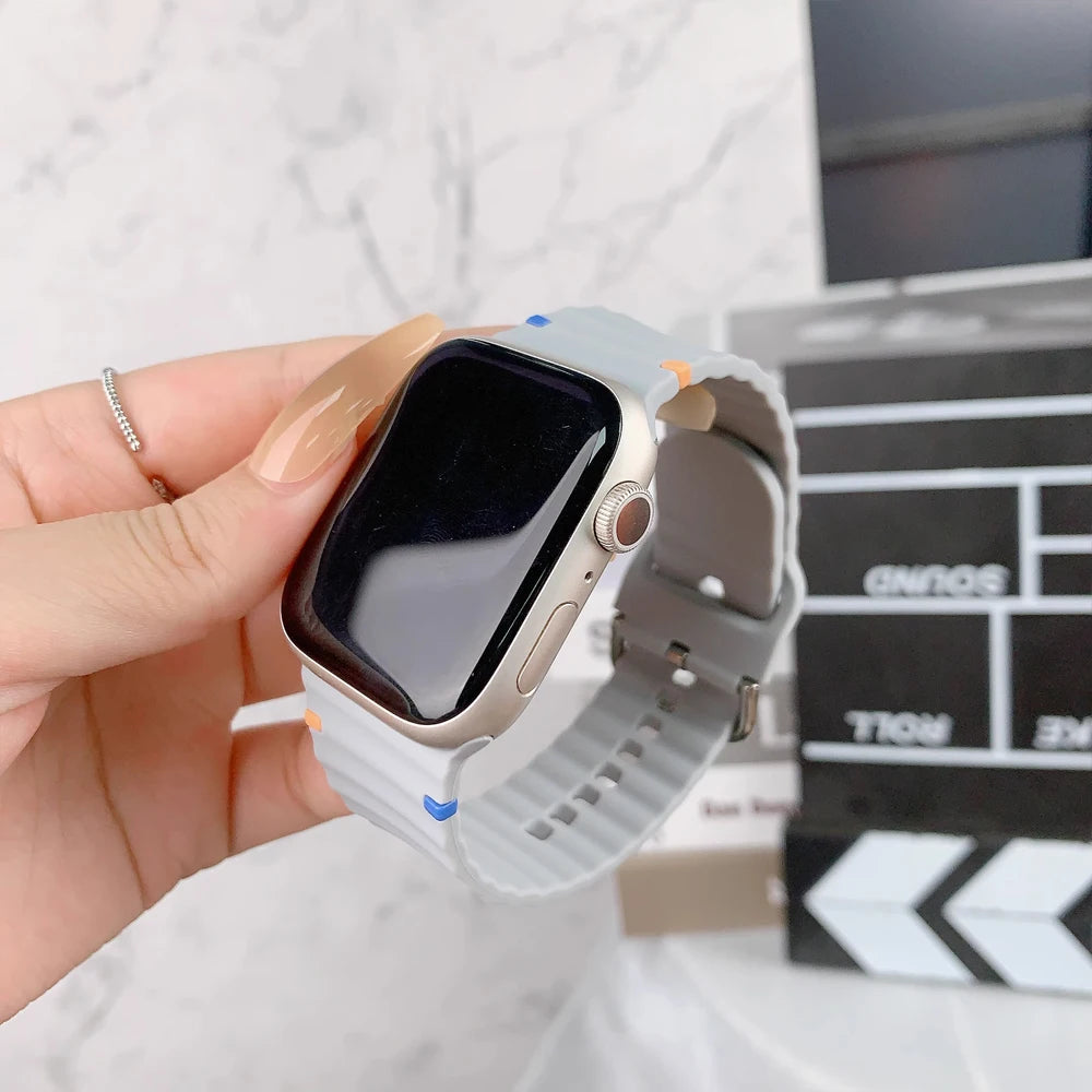 Silicone band for Apple Watch 10 band 46mm 42mm 49mm 45mm 44mm 40mm 41mm correa band belt Apple Watch Series 10 9 8 6 7 5 SE Ultra