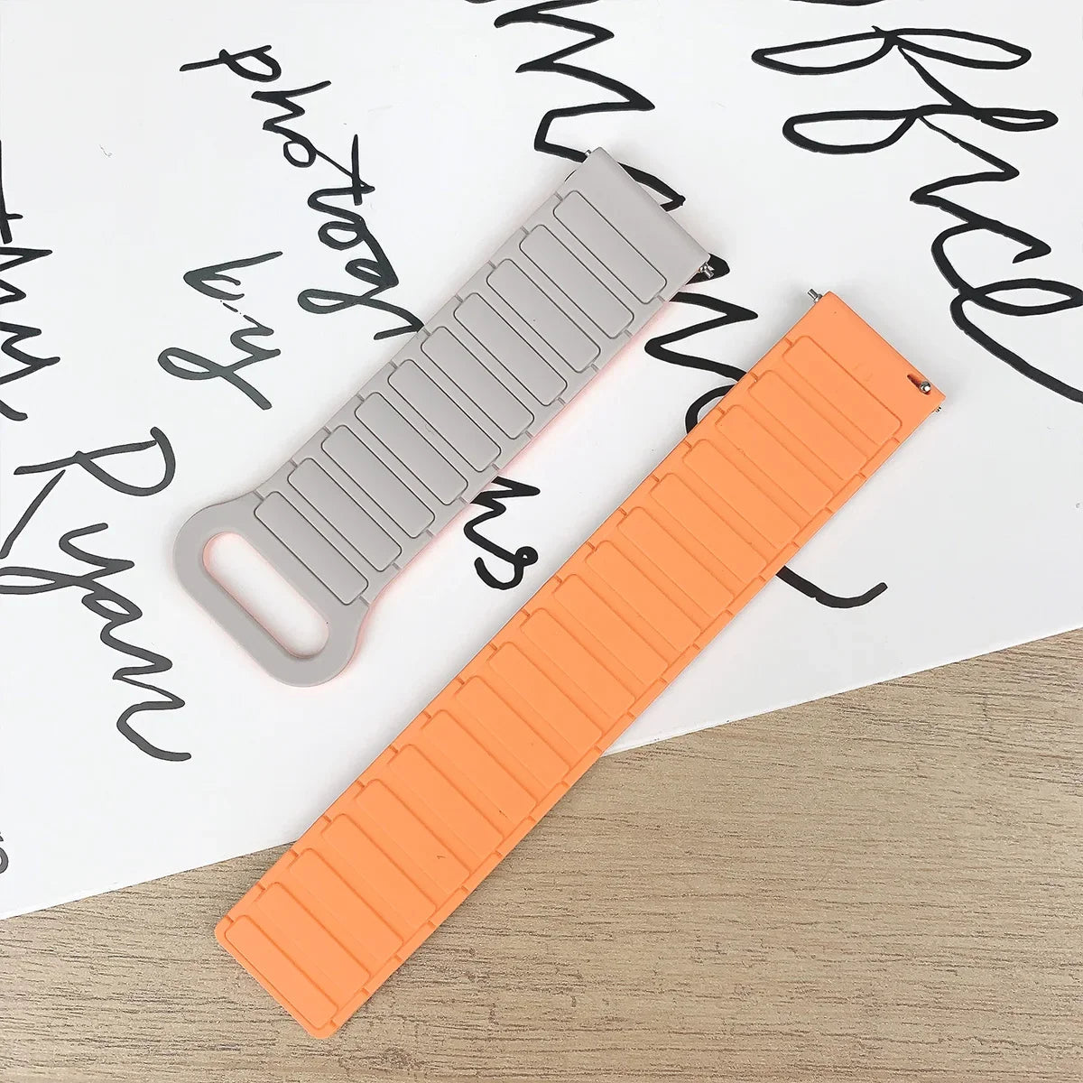 18mm 20mm 22mm Magnetic Loop Band for Samsung Galaxy Watch 7 6 5 4 44/40mm 6Classic Silicone Strap for Huawei Watch GT5 46mm