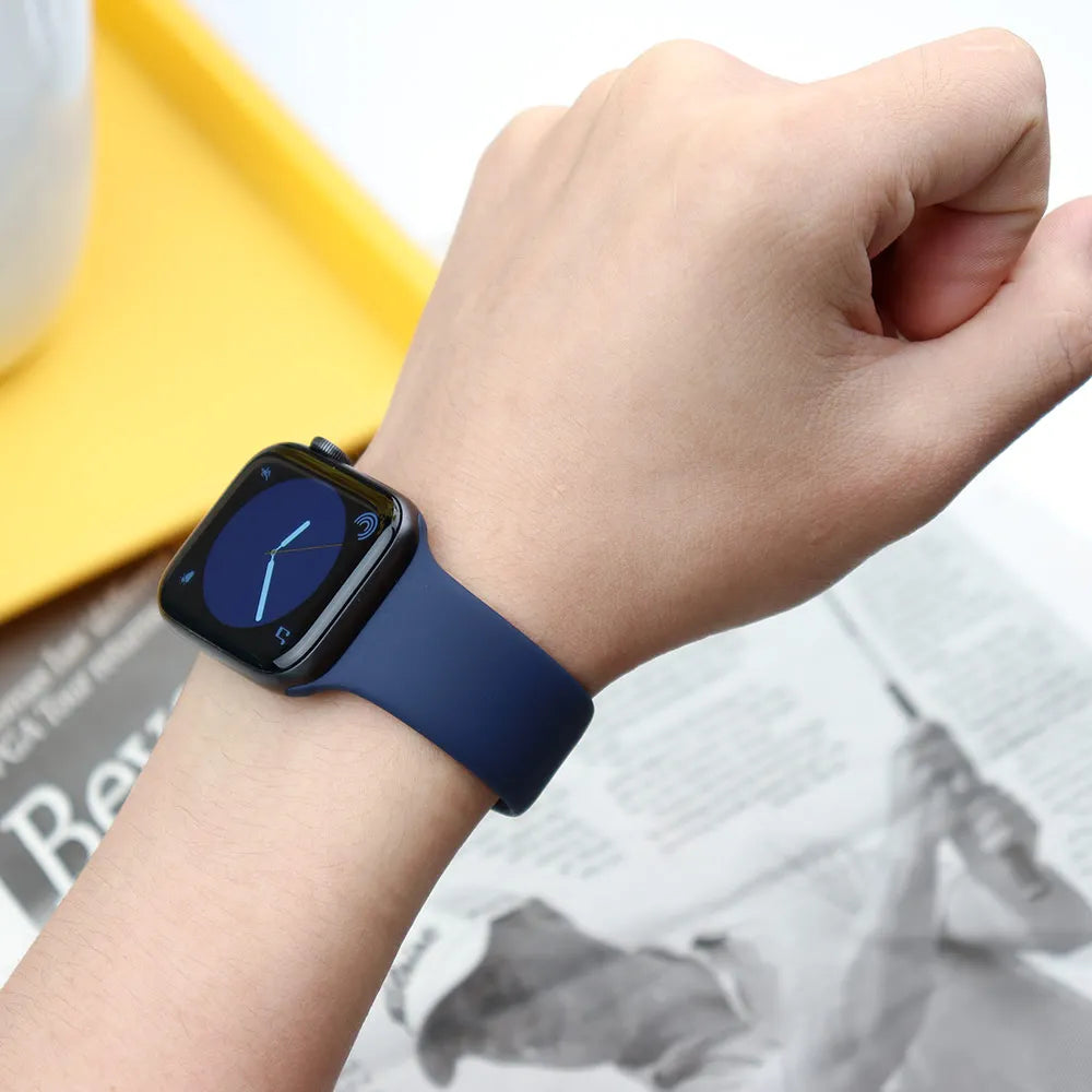 Silicone band For Apple Watch Ultra 2 49mm 44mm 45mm 40mm 49mm 41mm 38mm 42mm sport band Apple Watch Series 8 7 6 5 4 3 SE band