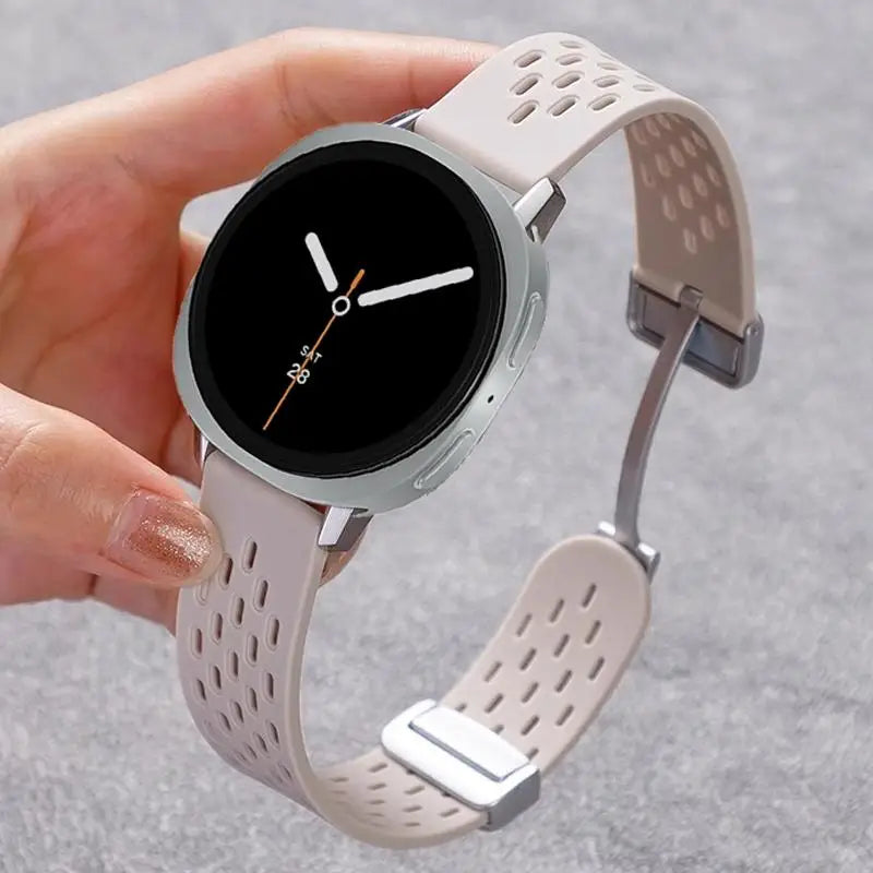 Silicone Strap for Samsung Galaxy Watch 8 40mm 44mm 8 Classic 46mm Magnetic Buckle Band Breathable Watchband No Gaps Bracelet