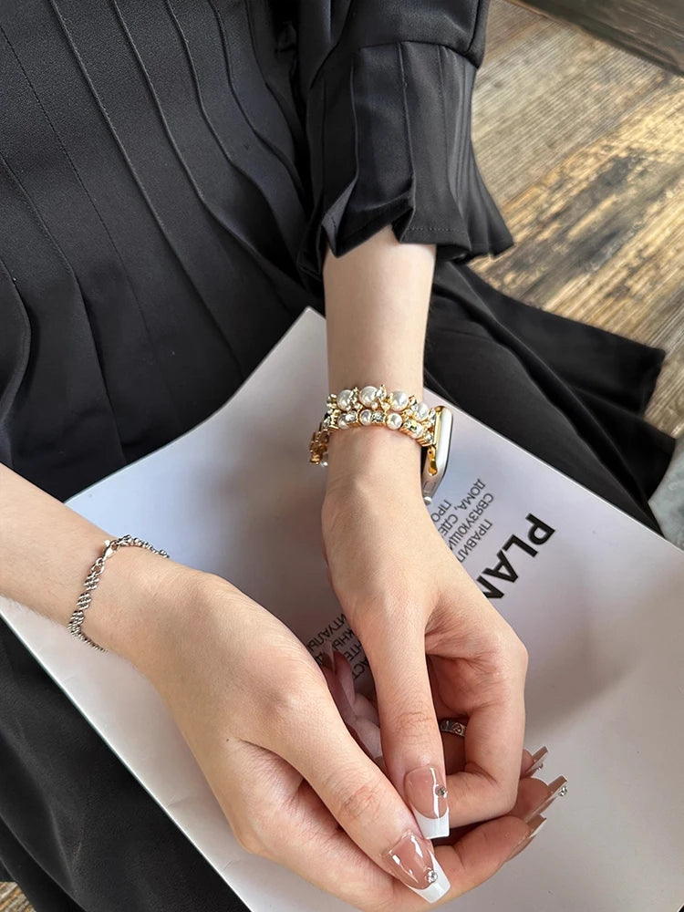 Luxury Diamond band For Apple Watch Ultra 10 9 8 7 6 5 4 Woman Pearl band For Apple Watch 38mm 40mm 41mm 42mm 45mm 46mm 49mm