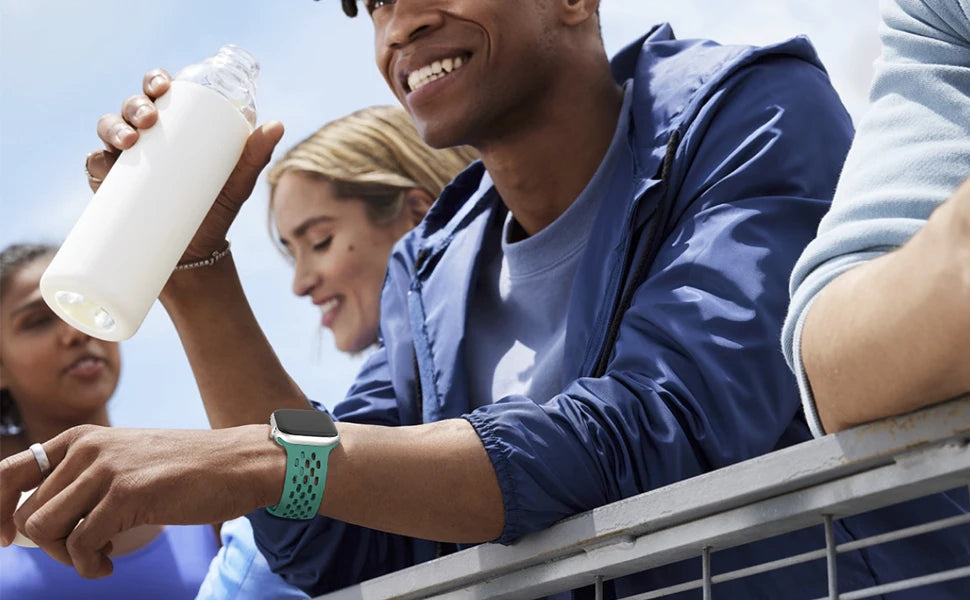 Sport Silicone For Apple Watch band 44mm 45mm 49mm 40mm 41mm 38mm 45mm correa band Apple Watch Series 9 8 7 6 5 SE Ultra 2 band