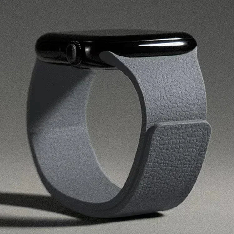 Magnetic band For Apple Watch band Ultra 2 49mm 44mm 45mm 46mm 42mm 40mm Belt Silicone band Apple Watch Series 10 8 7 6 5 9 SE